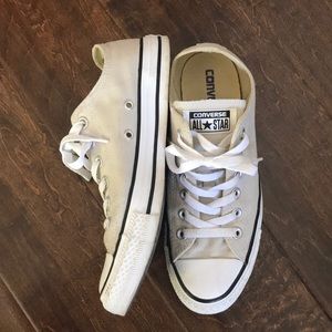 Cream Converse size 8